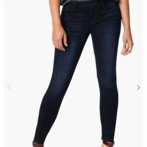 Joe’s Jeans “The Icon Mid-rise ankle Flawless Selma”